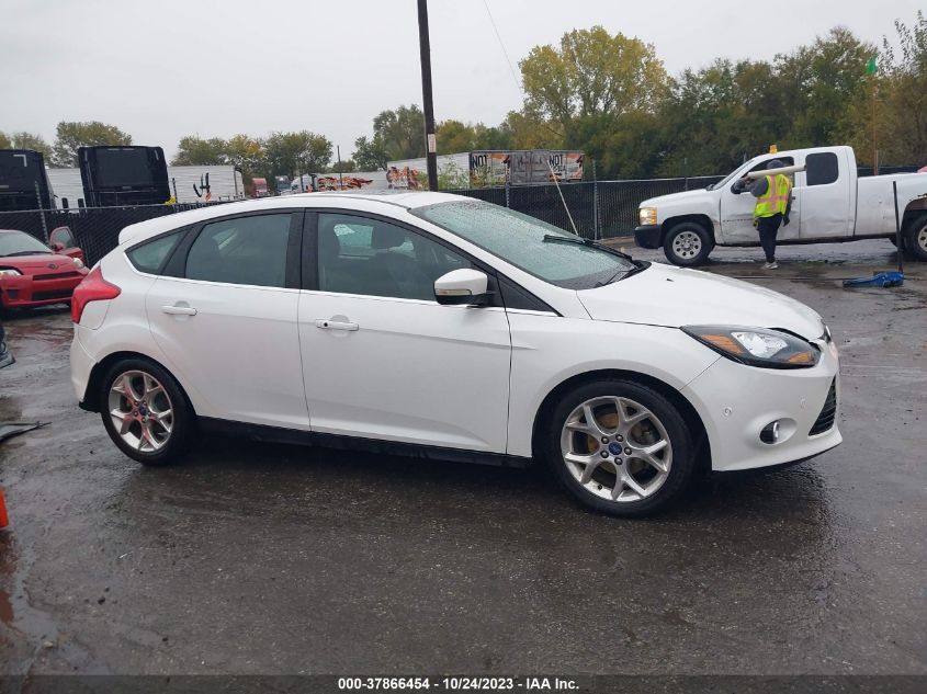 2014 Ford Focus Titanium VIN: 1FADP3N25EL254128 Lot: 37866454