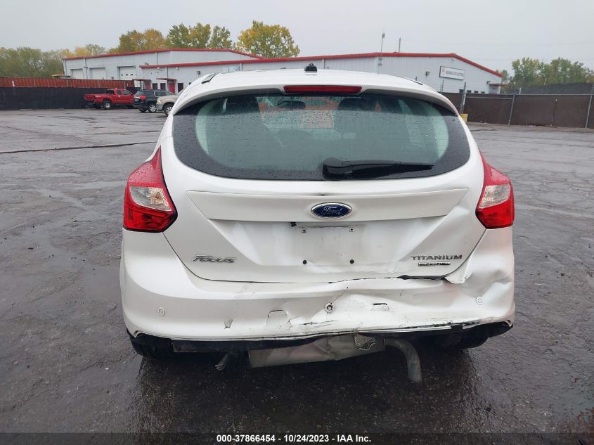 1FADP3N25EL254128 2014 Ford Focus Titanium