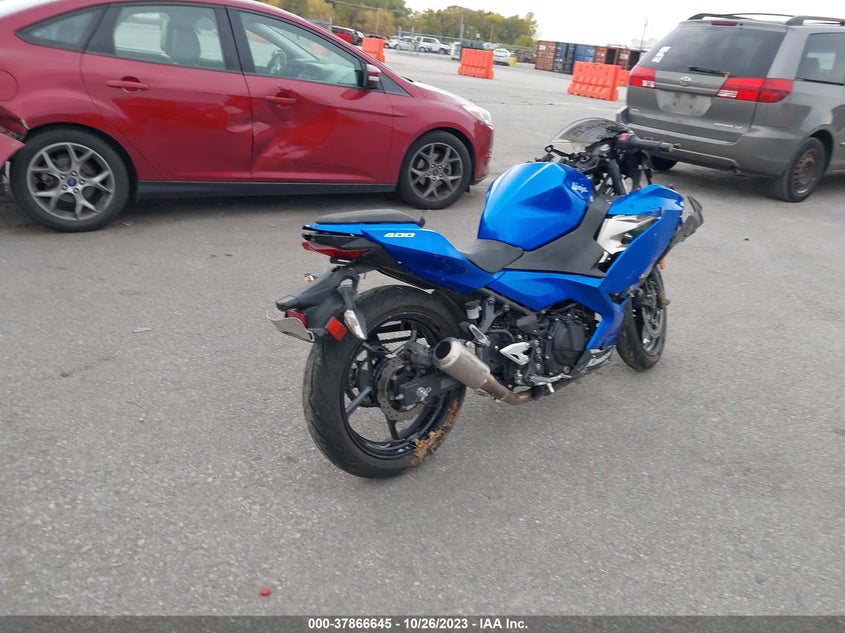 JKAEXKH12JDA13575 2018 KAWASAKI EX photo no. 4