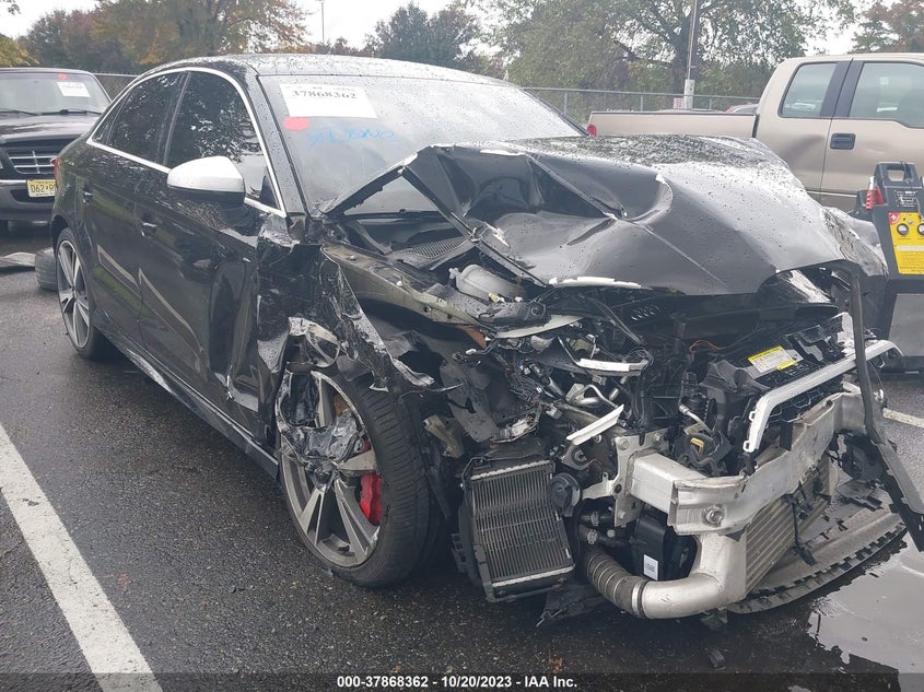 2018 AUDI RS3 VIN: WUABWGFF0J1907566