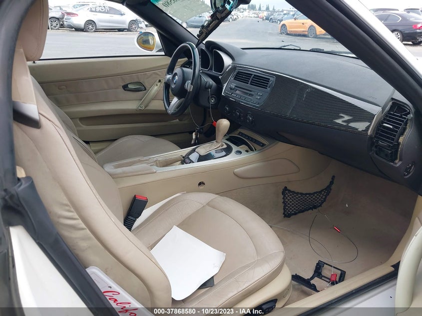 2005 BMW Z4 2.5I VIN: 4USBT33585LS55486 Lot: 37868580