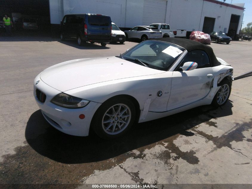 2005 BMW Z4 2.5I VIN: 4USBT33585LS55486 Lot: 37868580