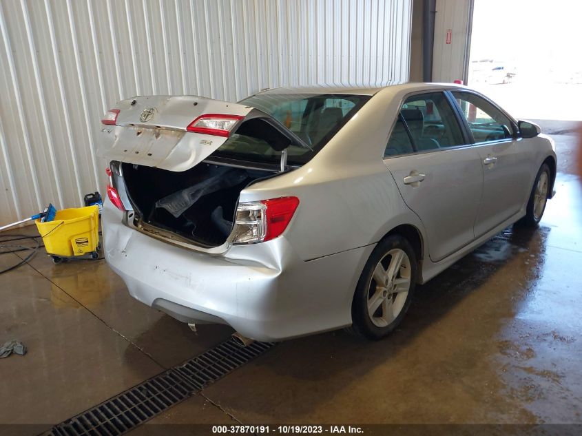 4T1BF1FK4DU268663 2013 Toyota Camry Se