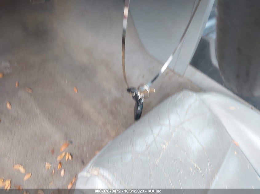 2005 Ford Mustang Deluxe/Premium VIN: 1ZVFT80N455110276 Lot: 37870472