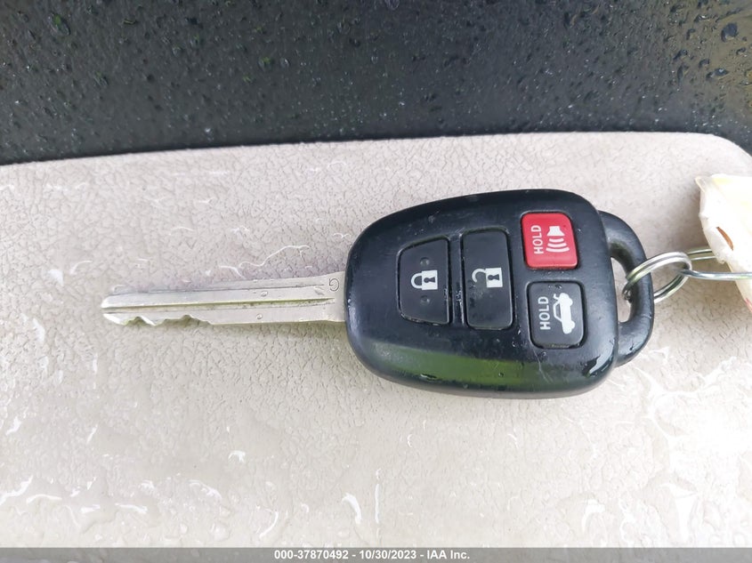 2013 Toyota Camry L/Le/Se/Xle VIN: 4T1BF1FK7DU217920 Lot: 37870492