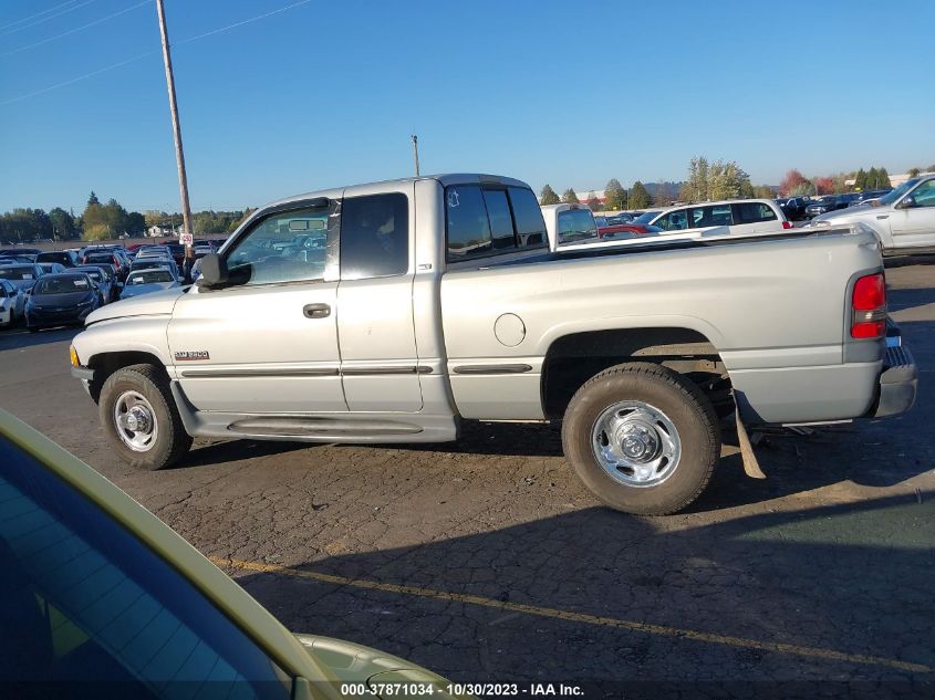 1999 Dodge Ram 2500 VIN: 3B7KC2364XG240959 Lot: 37871034