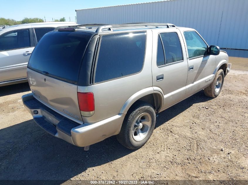 2000 Chevrolet Blazer Ls VIN: 1GNCS13W2YK201175 Lot: 37872862