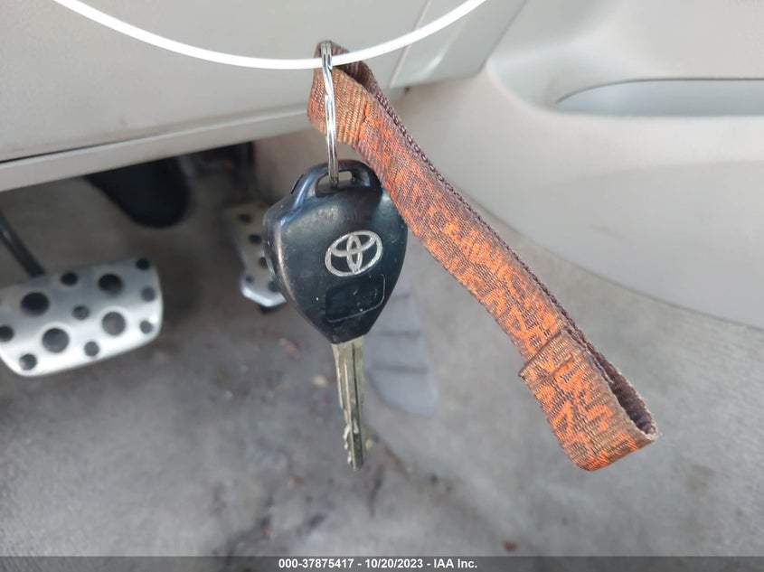 2010 Toyota Camry Se VIN: 4T1BF3EK2AU114607 Lot: 37875417