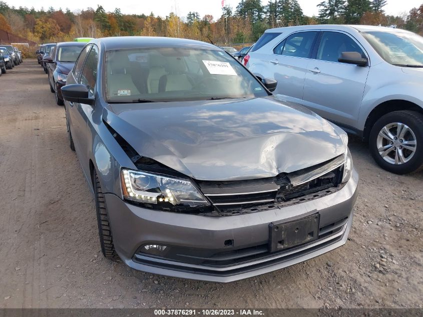 2016 Volkswagen Jetta Sedan 1.8T Sport VIN: 3VWD17AJ7GM215877 Lot: 37876291