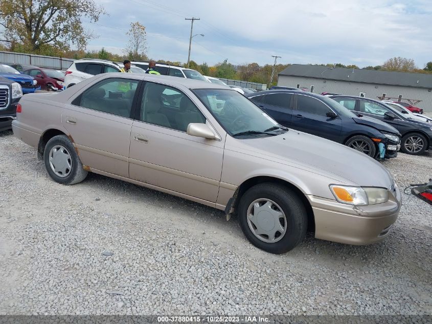 2000 Toyota Camry Ce/Le/Xle VIN: 4T1BG22KXYU012655 Lot: 37880415