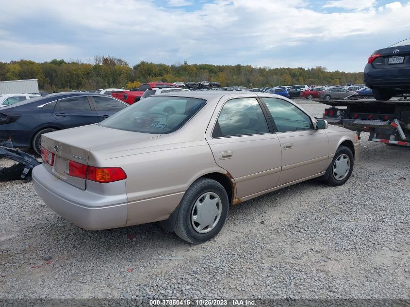 2000 Toyota Camry Ce/Le/Xle VIN: 4T1BG22KXYU012655 Lot: 37880415