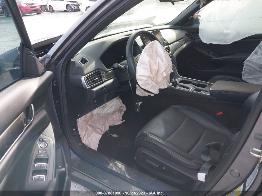 1HGCV1F38JA263968 2018 Honda Accord Sport