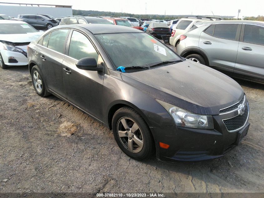 2014 Chevrolet Cruze 1Lt Auto VIN: 1G1PC5SBXE7392817 Lot: 37882110