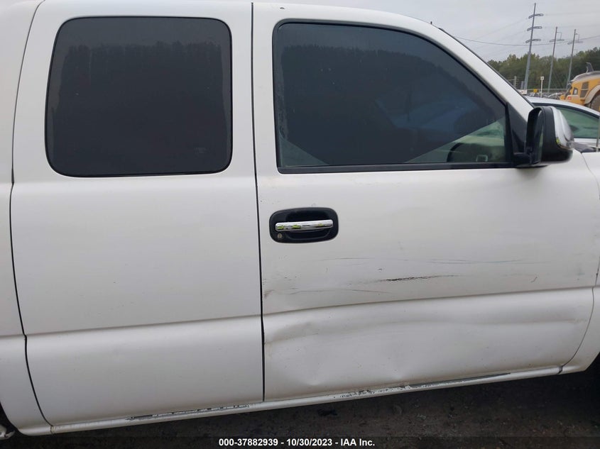 2002 Chevrolet Silverado 1500 Ls VIN: 2GCEC19T321215900 Lot: 37882939