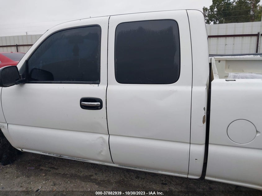 2002 Chevrolet Silverado 1500 Ls VIN: 2GCEC19T321215900 Lot: 37882939