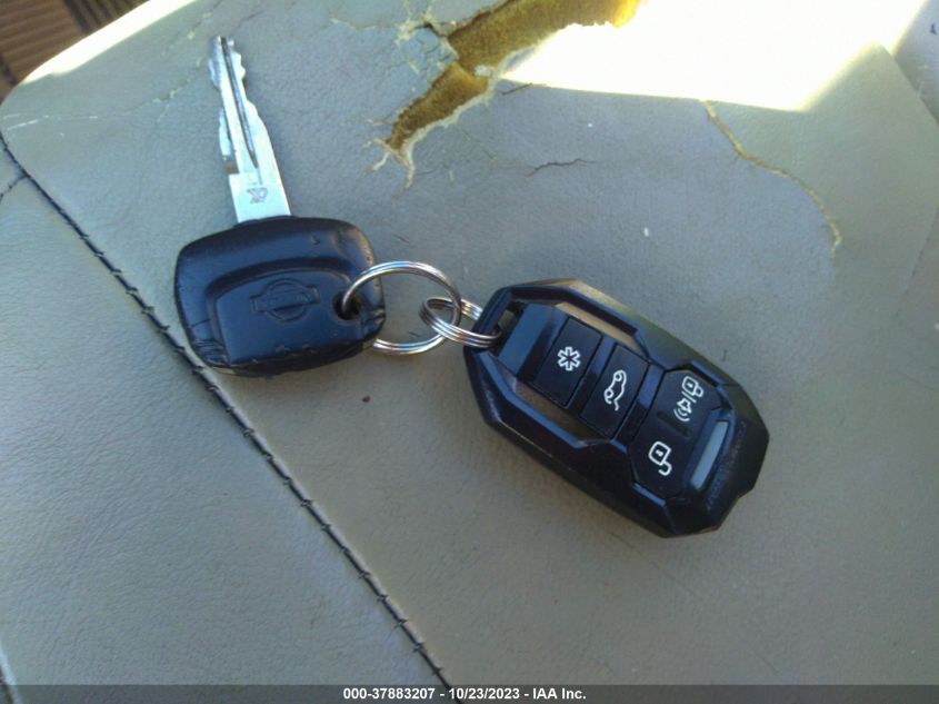 2000 Nissan Maxima Gxe/Se/Gle VIN: JN1CA31AXYT210024 Lot: 37883207