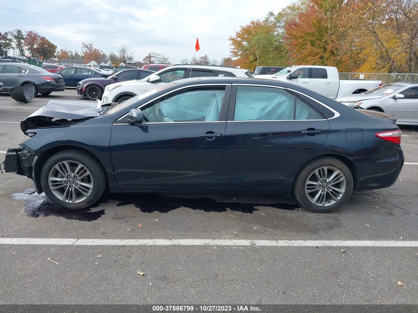 2015 Toyota Camry Xle/Se/Le/Xse VIN: 4T1BF1FK8FU033914 Lot: 37886799