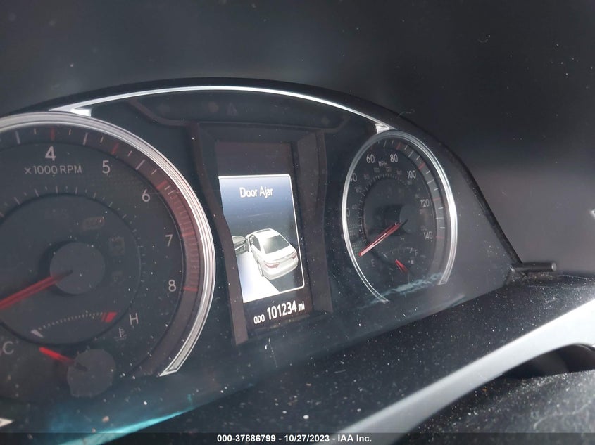 2015 Toyota Camry Xle/Se/Le/Xse VIN: 4T1BF1FK8FU033914 Lot: 37886799