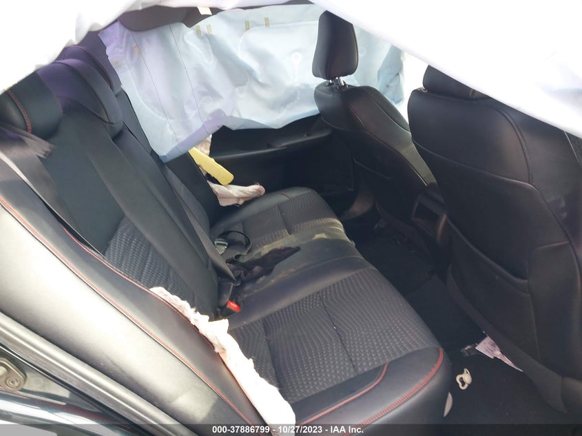 2015 Toyota Camry Xle/Se/Le/Xse VIN: 4T1BF1FK8FU033914 Lot: 37886799