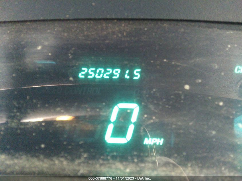 1996 Lincoln Town Car Sgn/Dmnd Anv/Cypress/Jn VIN: 1LNLM82W1TY686018 Lot: 37888776