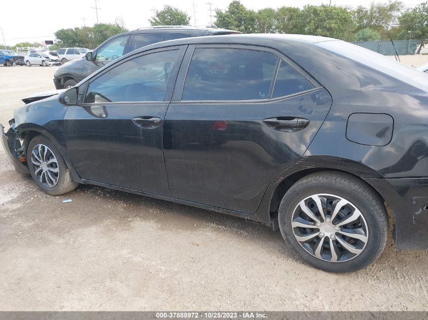 5YFBURHE9JP786597 2018 Toyota Corolla Le