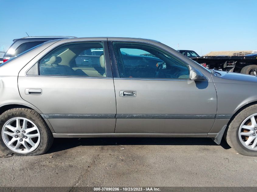 2001 Toyota Camry Xle VIN: 4T1BF28K71U124667 Lot: 37890206