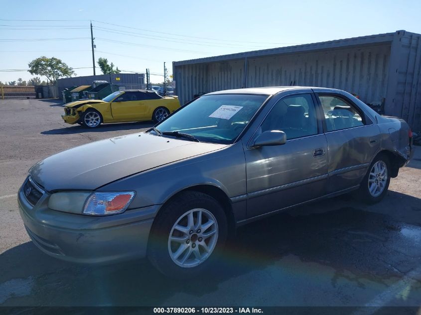 2001 Toyota Camry Xle VIN: 4T1BF28K71U124667 Lot: 37890206