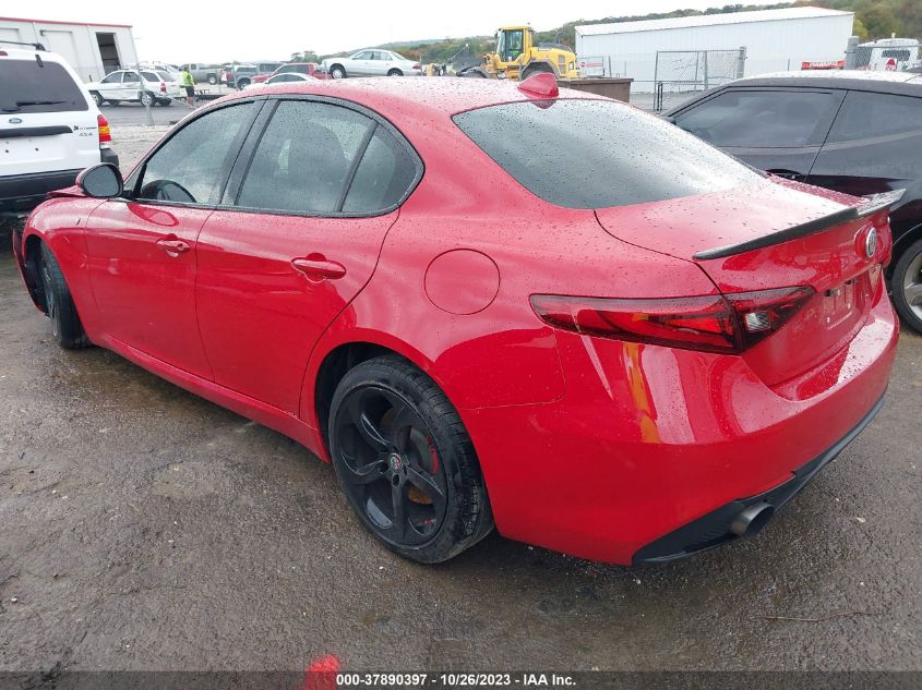 2018 Alfa Romeo Giulia VIN: ZARFAEBN9J7565956 Lot: 37890397