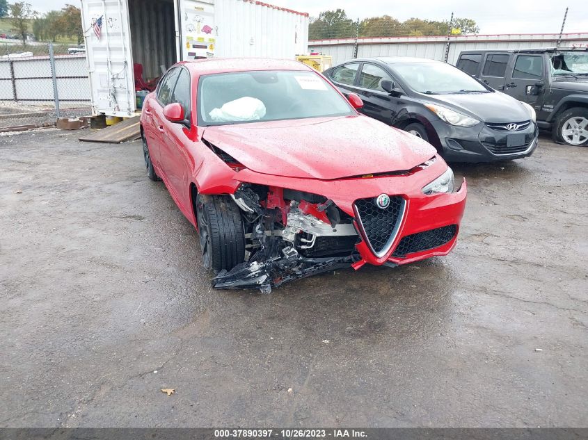 2018 Alfa Romeo Giulia VIN: ZARFAEBN9J7565956 Lot: 37890397