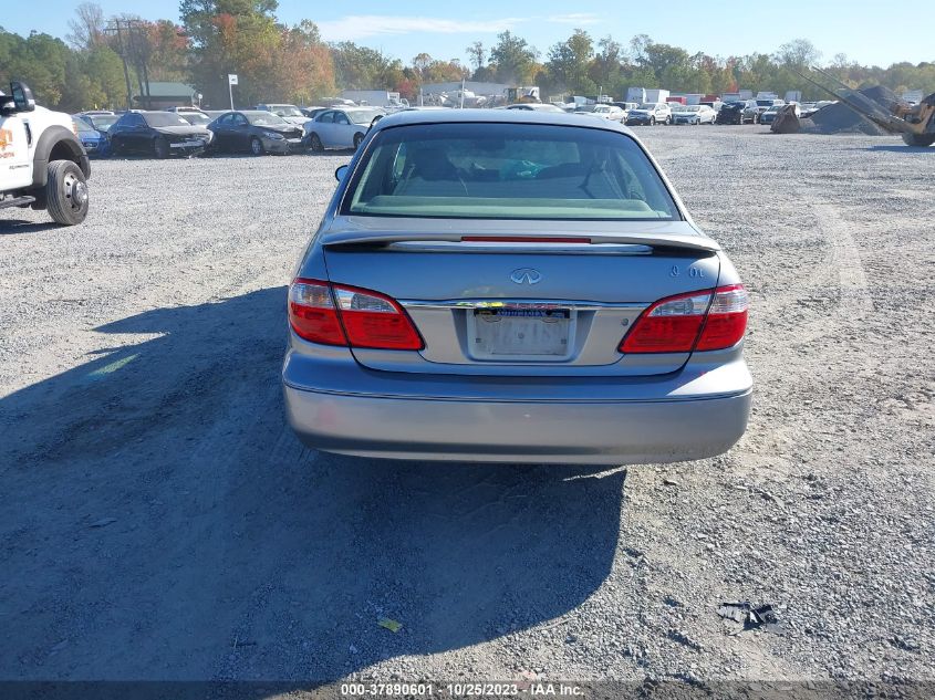 2000 Infiniti I30 Luxury/Touring VIN: JNKCA31A5YT118122 Lot: 37890601