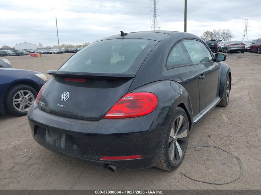 2013 Volkswagen Beetle Coupe 2.0T Turbo W/Sun/Sound VIN: 3VWVA7AT2DM661565 Lot: 37890684