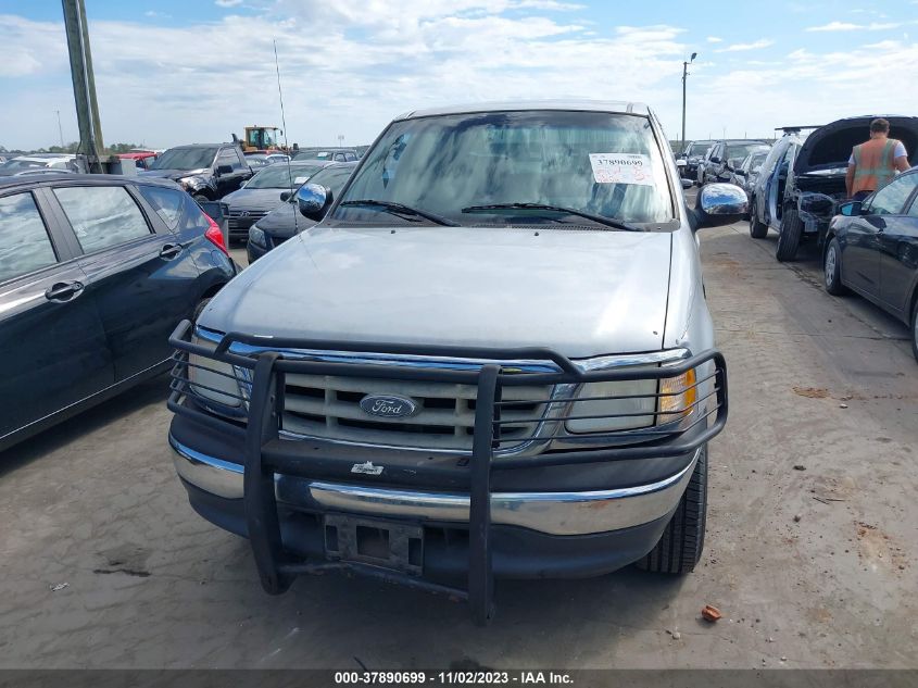 2001 Ford F-150 Supercrew Xlt/Lariat VIN: 1FTRW07L81KA38233 Lot: 37890699