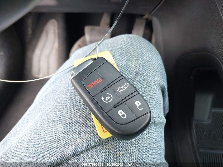 2015 Chrysler 200 C VIN: 1C3CCCEG5FN523767 Lot: 37890782