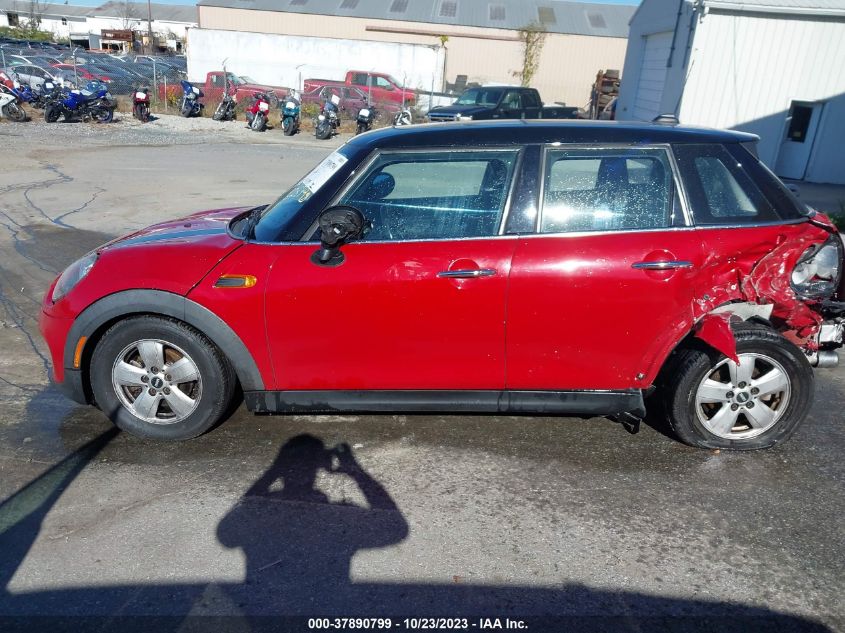 2015 Mini Hardtop Cooper VIN: WMWXS5C56FT828748 Lot: 37890799