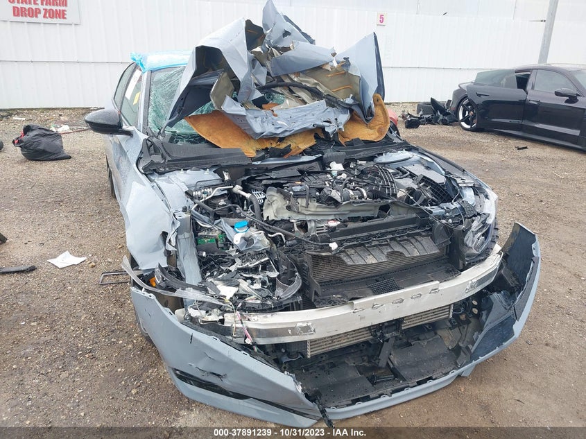 2022 Honda Accord Sedan Sport VIN: 1HGCV2F30NA010882 Lot: 37891239