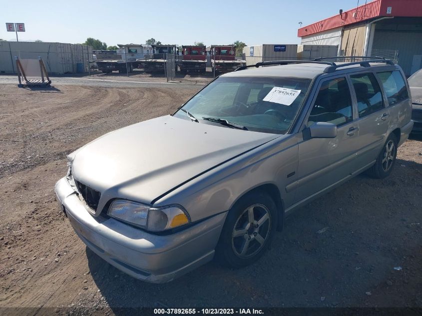 1998 Volvo V70 VIN: YV1LW5578W2518007 Lot: 37892655