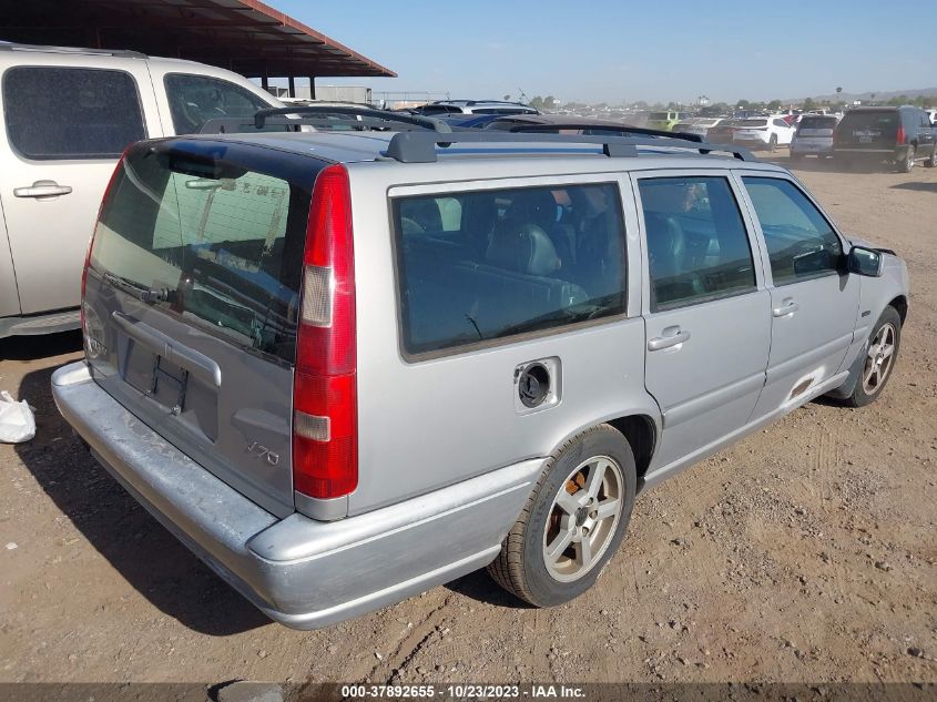 1998 Volvo V70 VIN: YV1LW5578W2518007 Lot: 37892655