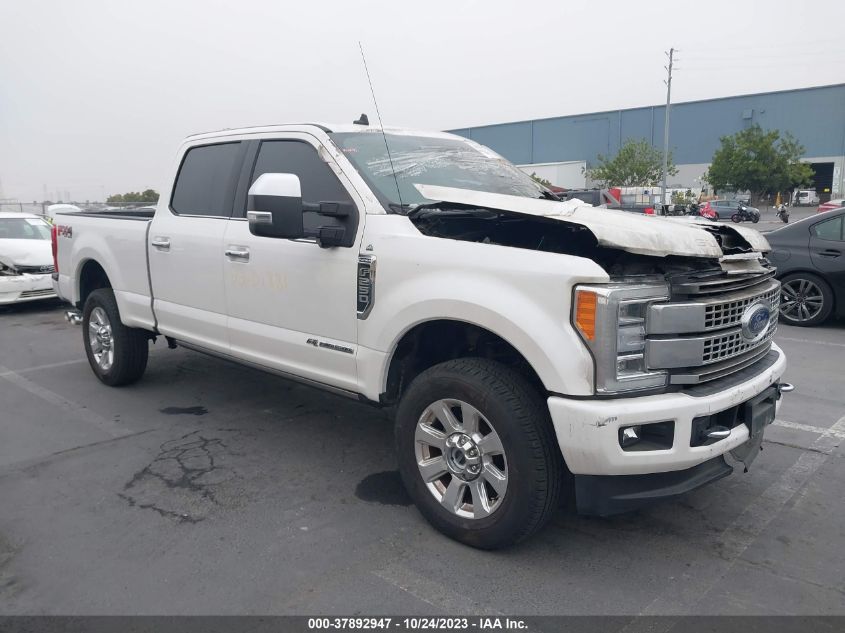 FORD F-250 PLATINUM