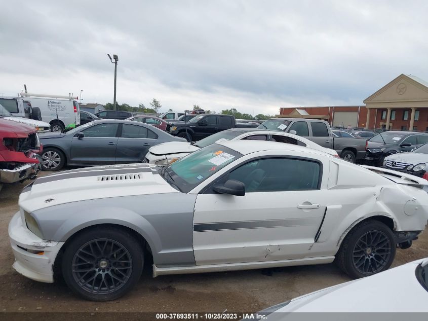 2007 Ford Mustang Gt Deluxe VIN: 1ZVFT82H875266735 Lot: 37893511