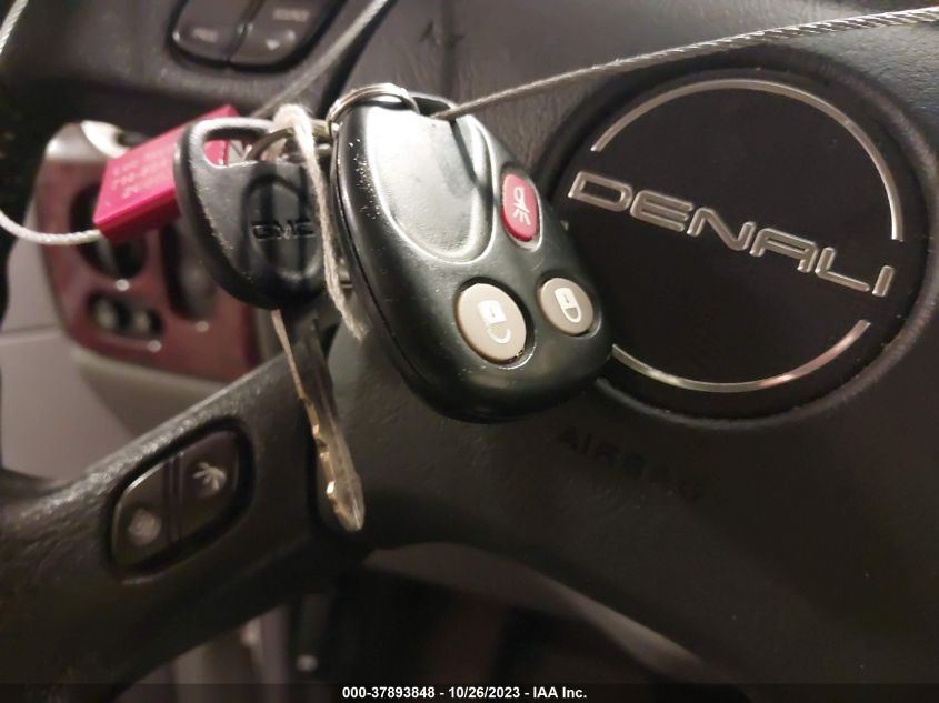 2006 GMC Envoy Denali VIN: 1GKET63M262110161 Lot: 37893848