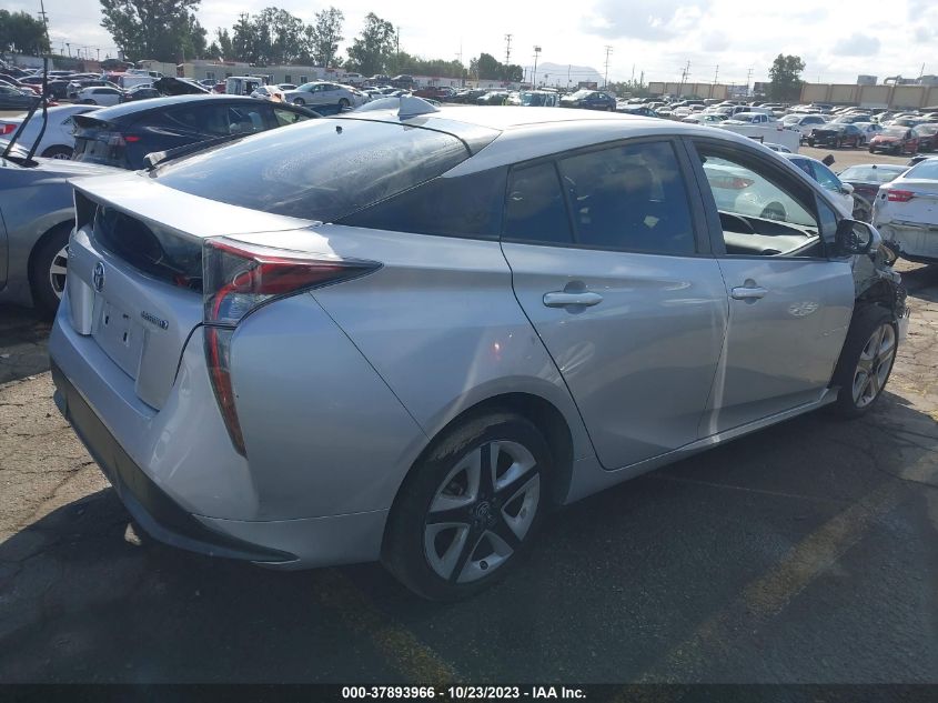 JTDKARFU0G3518901 2016 Toyota Prius Three Touring