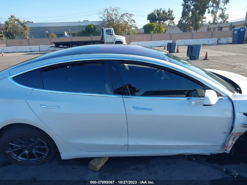 5YJ3E1EB8JF146776 2018 Tesla Model 3 Performance/Long Range