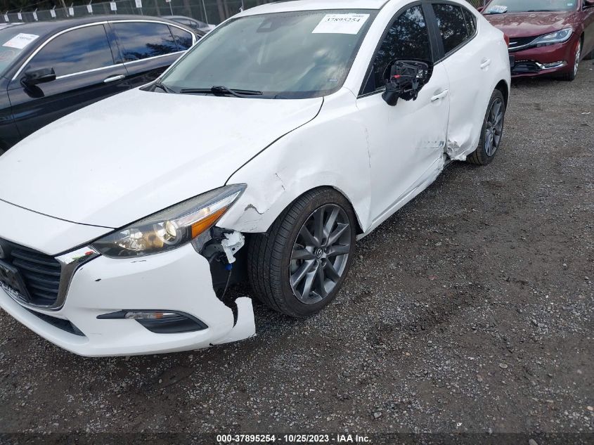 2018 Mazda Mazda3 4-Door Touring VIN: 3MZBN1V33JM192061 Lot: 37895254