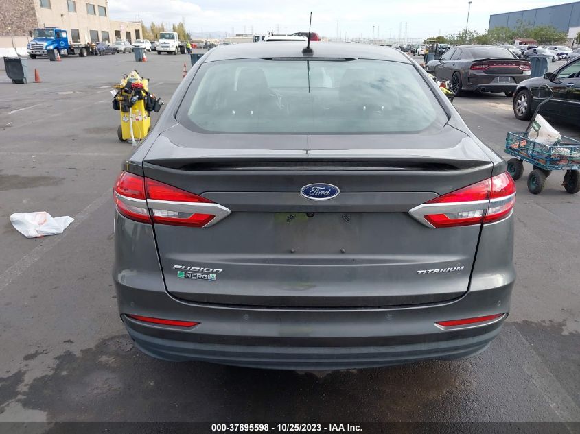 2019 Ford Fusion Energi Titanium VIN: 3FA6P0SU1KR177638 Lot: 37895598