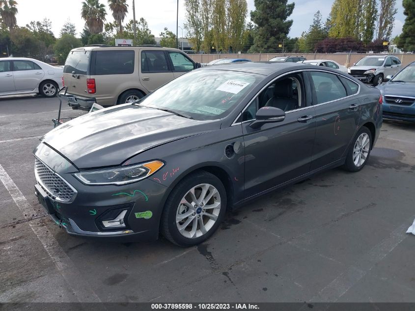 2019 Ford Fusion Energi Titanium VIN: 3FA6P0SU1KR177638 Lot: 37895598