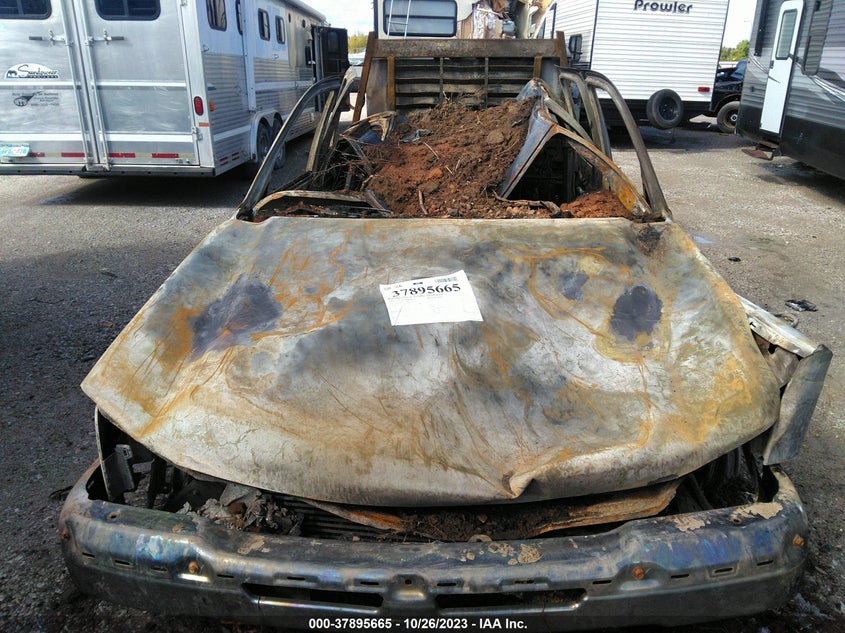 2005 Chevrolet Silverado 3500 Srw Ls VIN: 1GCHK33255F824057 Lot: 37895665