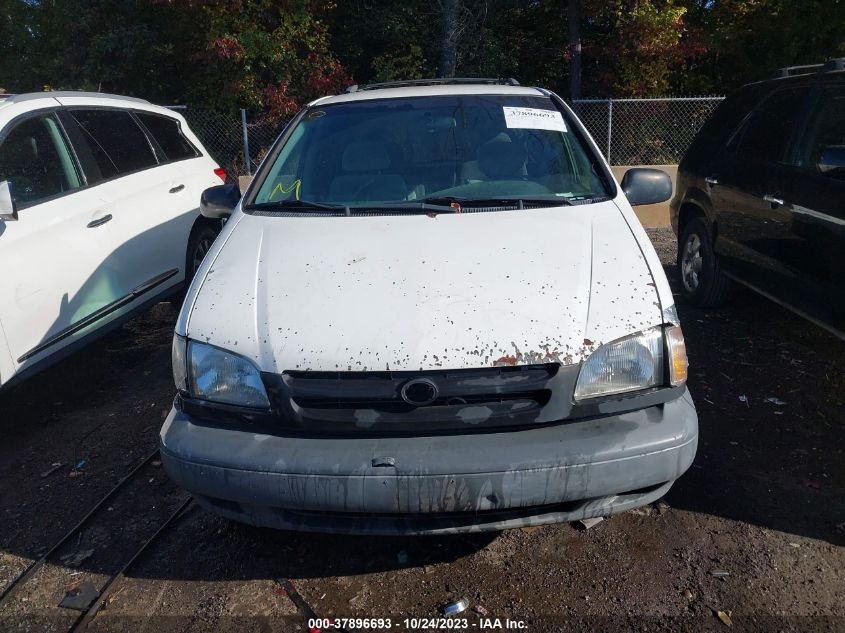 2000 Toyota Sienna Le/Xle VIN: 4T3ZF13C2YU292002 Lot: 37896693