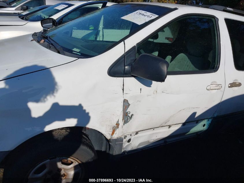 2000 Toyota Sienna Le/Xle VIN: 4T3ZF13C2YU292002 Lot: 37896693