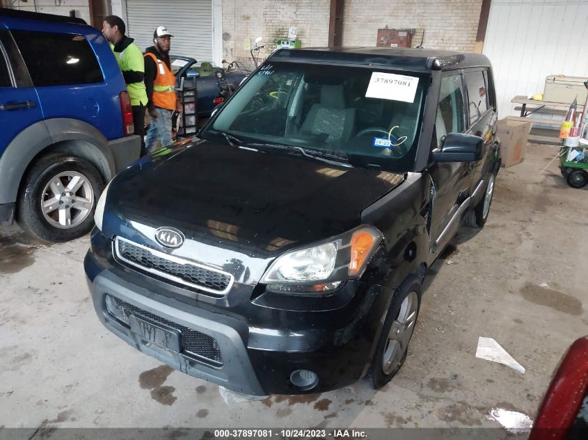 2010 Kia Soul + VIN: KNDJT2A21A7076696 Lot: 37897081