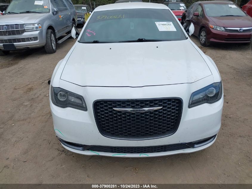 2015 Chrysler 300 300S VIN: 2C3CCAGG8FH899809 Lot: 37900281